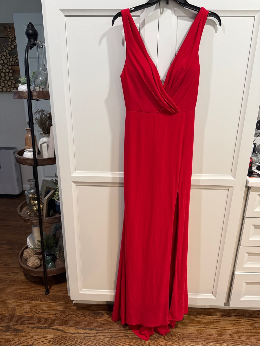 NWT Ieena for Mac Duggal Red Sleeveless V-Neck Jersey Gown Flaw Size 4